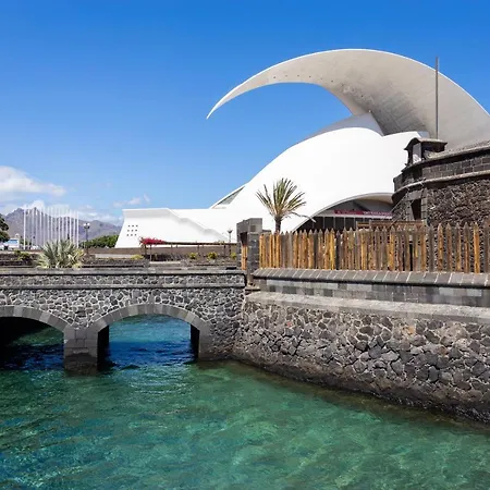 Home2book Bright & Comfy Cruz Center Apartmán *