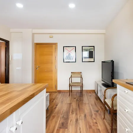 Διαμέρισμα Home2book Bright & Comfy Cruz Center