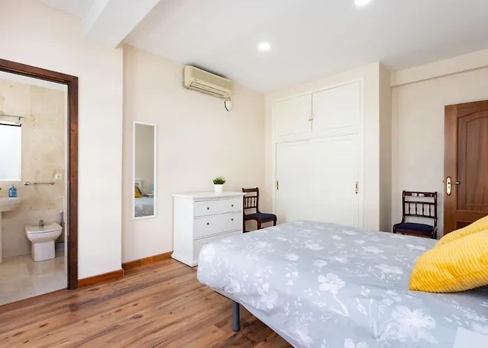 Home2book Bright & Comfy Cruz Center *