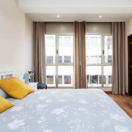 Daire Home2book Bright & Comfy Cruz Center