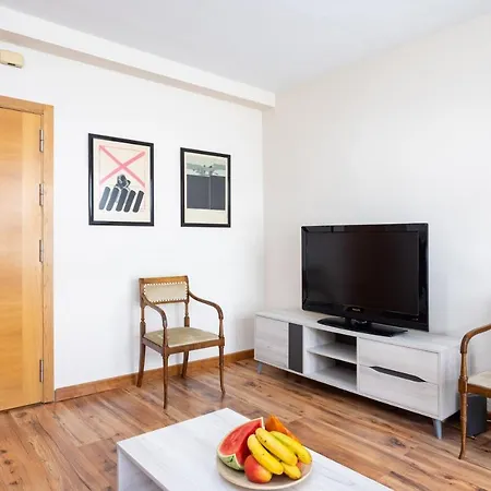 Daire Home2book Bright & Comfy Cruz Center